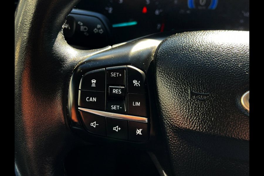 Ford FOCUS Wagon 1.0 EcoBoost Vignale carplay_Camera_trekh_4x nw banden