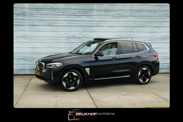 BMW iX3 High Executive 80 kWh Pano Xenon Virtual Soh 95%