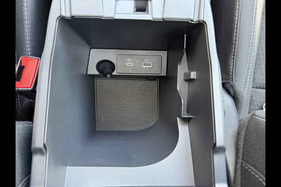 Nissan QASHQAI 1.3 MHEV Xtronic N-Connecta / Automaat / 360 Camera / Panodak / Adap. Cruise / Carplay