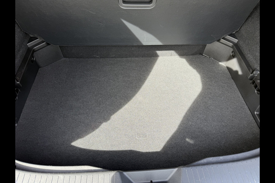 Nissan QASHQAI 1.3 MHEV Xtronic N-Connecta / Automaat / 360 Camera / Panodak / Adap. Cruise / Carplay