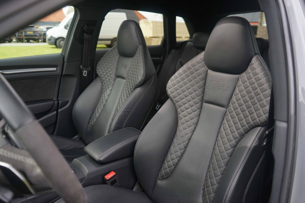 Audi RS3 Sportback 2.5 TFSI Quattro Pano/ACC/RS-Zetels/B&O/Nardo