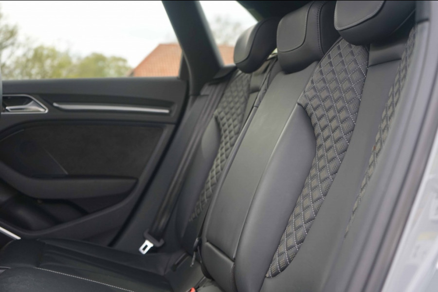 Audi RS3 Sportback 2.5 TFSI Quattro Pano/ACC/RS-Zetels/B&O/Nardo