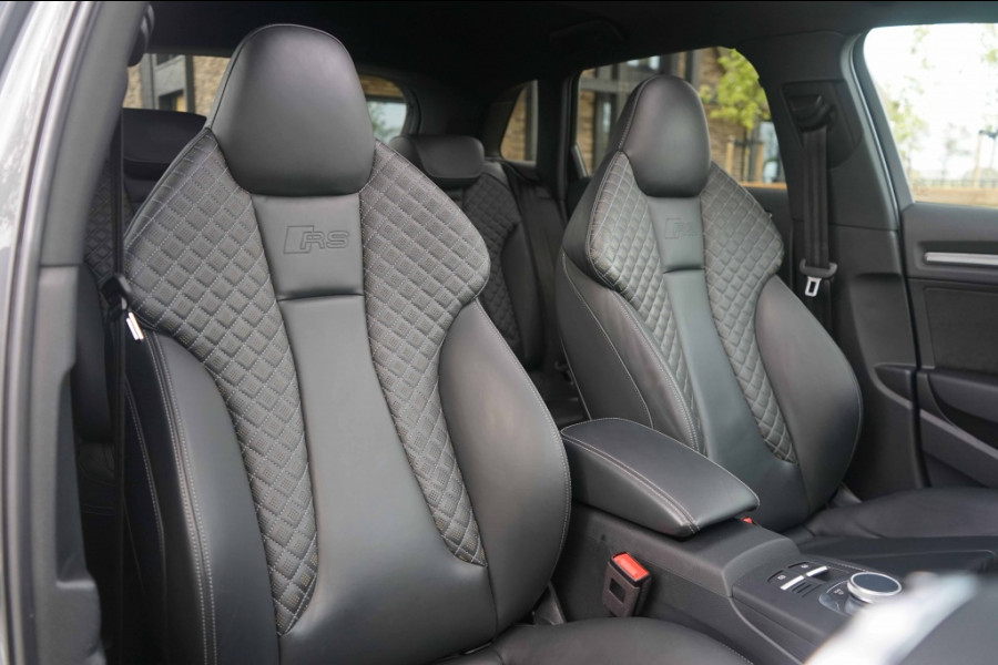 Audi RS3 Sportback 2.5 TFSI Quattro Pano/ACC/RS-Zetels/B&O/Nardo