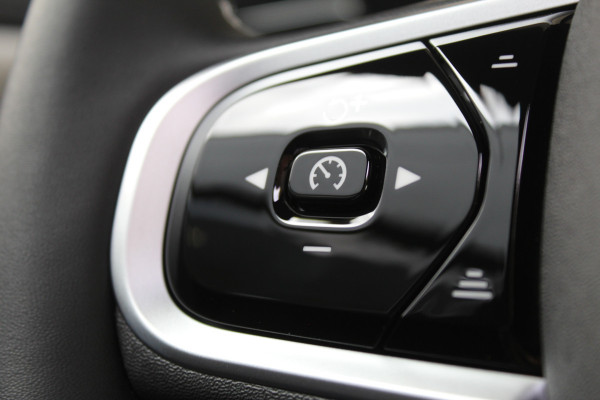 Volvo XC90 2.0 T8 Plug-in hybrid AWD Ultra Dark Exec. Ed. | Full Options | B&W | Luchtvering | Massage