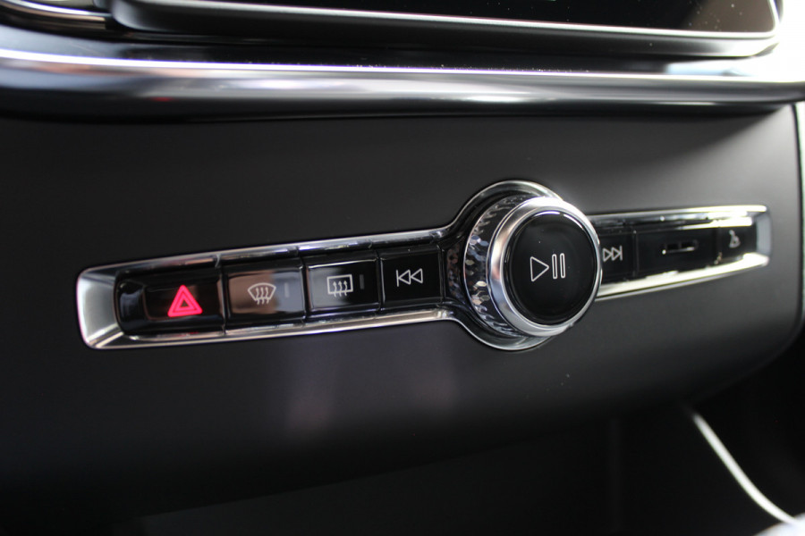 Volvo XC90 2.0 T8 Plug-in hybrid AWD Ultra Dark Exec. Ed. | Full Options | B&W | Luchtvering | Massage