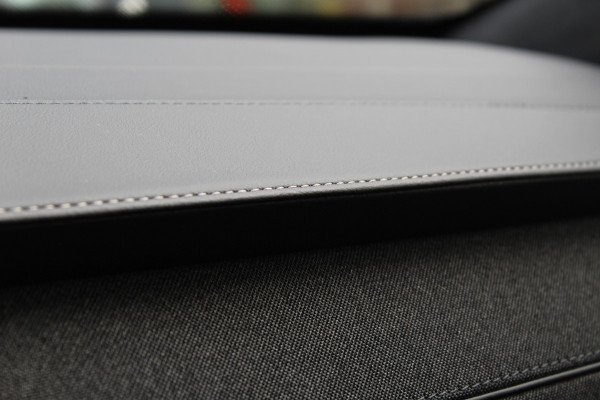 Volvo XC90 2.0 T8 Plug-in hybrid AWD Ultra Dark Exec. Ed. | Full Options | B&W | Luchtvering | Massage