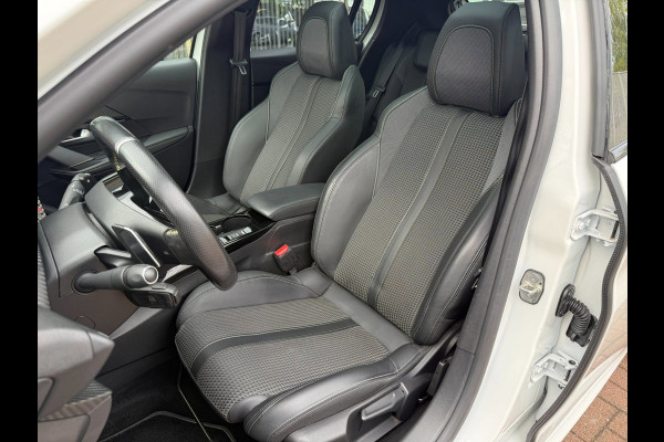 Peugeot 208 1.2 PureTech GT-Line | Pano | 3D-Cockpit |LED |