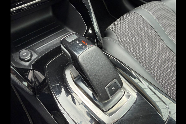 Peugeot 208 1.2 PureTech GT-Line | Pano | 3D-Cockpit |LED |