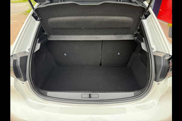 Peugeot 208 1.2 PureTech GT-Line | Pano | 3D-Cockpit |LED |