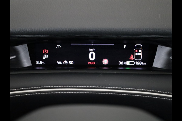 Volkswagen ID.7 Tourer Pro Business 77 kWh accu. 210 kW / 286 pk Variant | Camera | Elektrische stoelen | Head Up display | Elektrische achterklep |