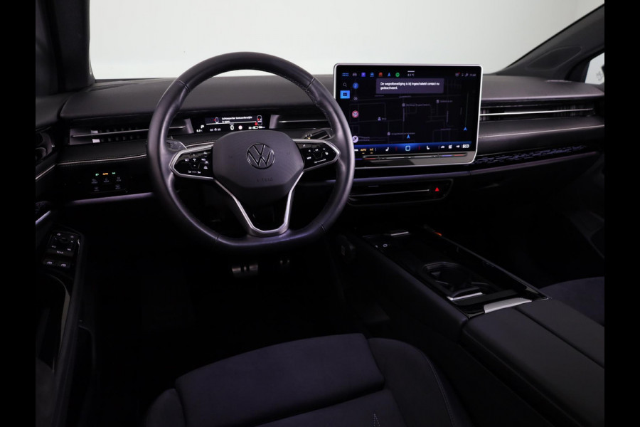Volkswagen ID.7 Tourer Pro Business 77 kWh accu. 210 kW / 286 pk Variant | Camera | Elektrische stoelen | Head Up display | Elektrische achterklep |