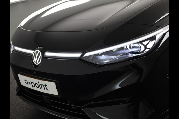 Volkswagen ID.7 Tourer Pro Business 77 kWh accu. 210 kW / 286 pk Variant | Camera | Elektrische stoelen | Head Up display | Elektrische achterklep |