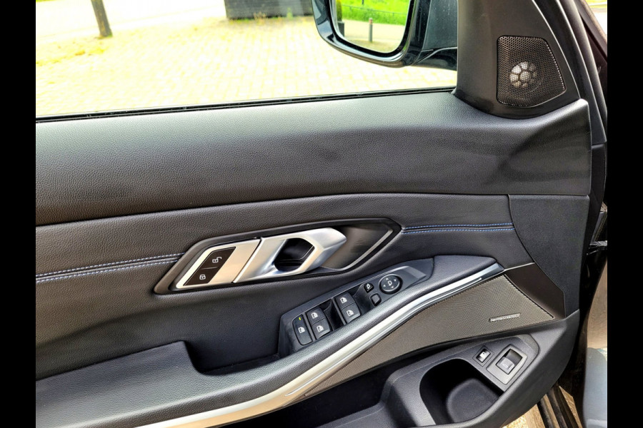 BMW 3 Serie Touring 330e M-sport, Adap. Cruise, H&K. Trekhaak, Adap. M-onderstel, 292PK