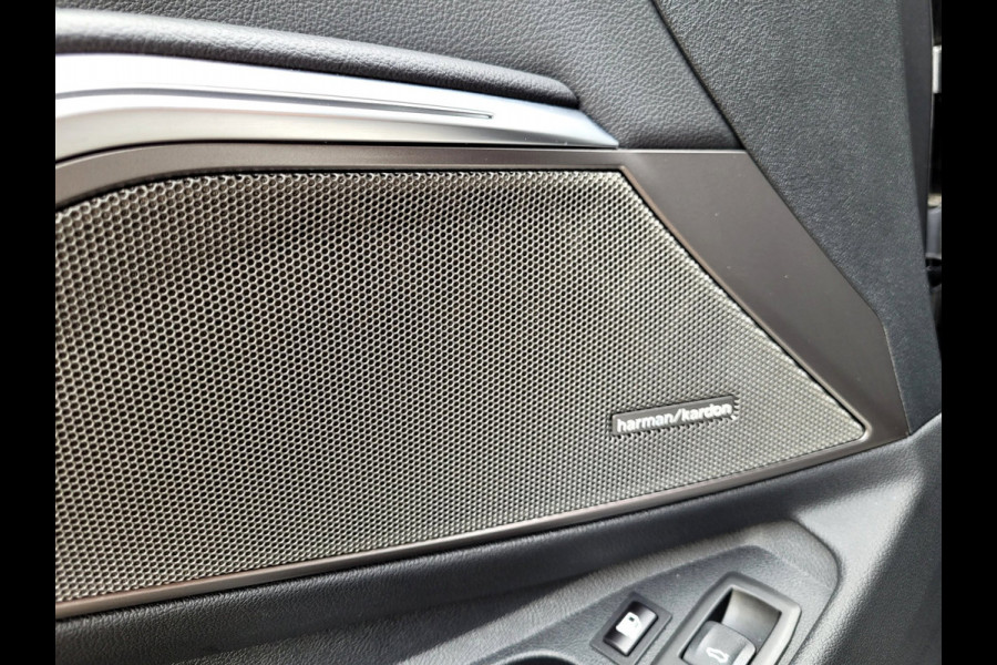 BMW 3 Serie Touring 330e M-sport, Adap. Cruise, H&K. Trekhaak, Adap. M-onderstel, 292PK