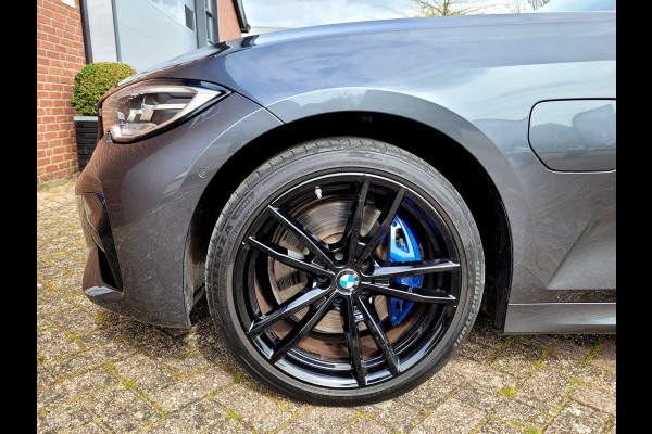 BMW 3 Serie Touring 330e M-sport, Adap. Cruise, H&K. Trekhaak, Adap. M-onderstel, 292PK