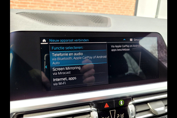 BMW 3 Serie Touring 330e M-sport, Adap. Cruise, H&K. Trekhaak, Adap. M-onderstel, 292PK