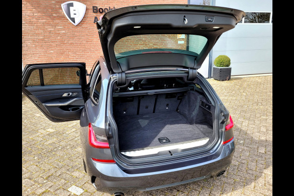 BMW 3 Serie Touring 330e M-sport, Adap. Cruise, H&K. Trekhaak, Adap. M-onderstel, 292PK