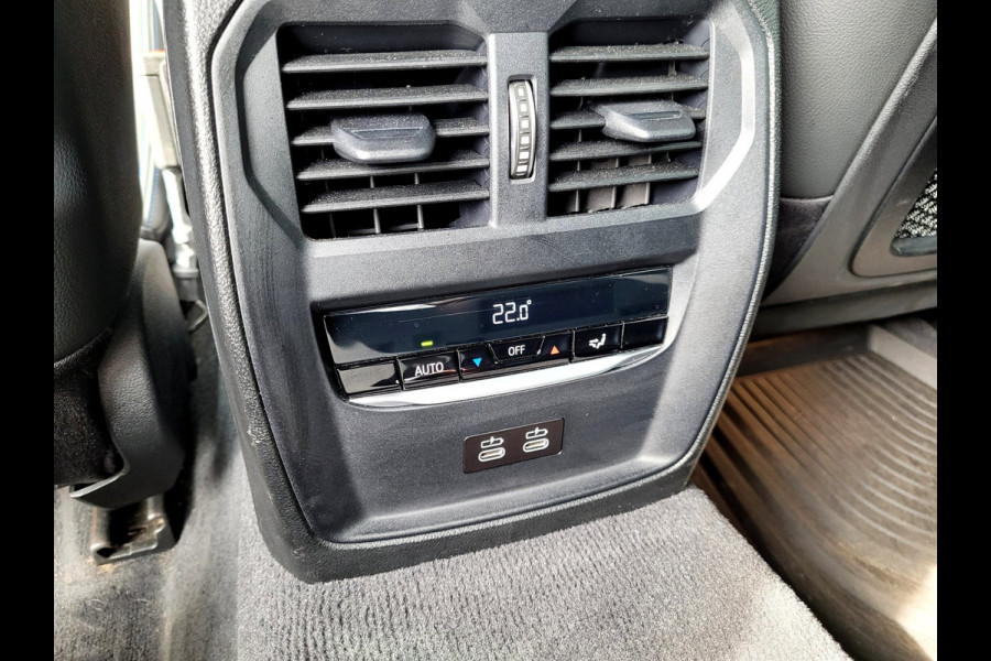 BMW 3 Serie Touring 330e M-sport, Adap. Cruise, H&K. Trekhaak, Adap. M-onderstel, 292PK