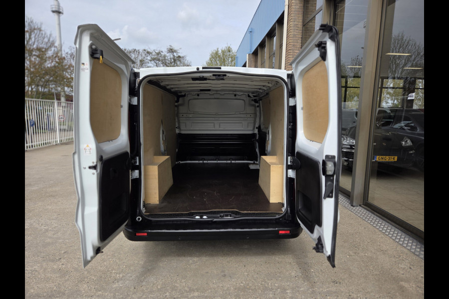 Renault Trafic 2.0 dCi 130 Pk L2 Airco Cruise control Parkeersensors