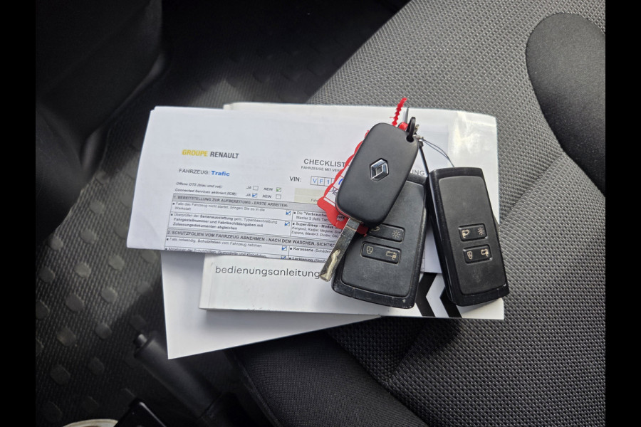 Renault Trafic 2.0 dCi 130 Pk L2 Airco Cruise control Parkeersensors