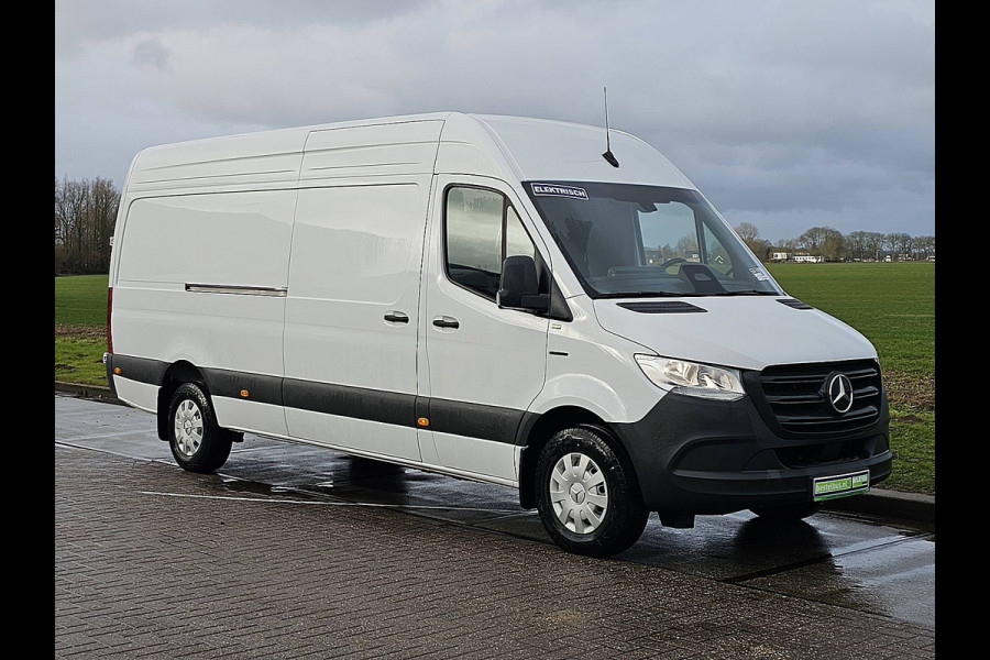 Mercedes-Benz eSprinter 314 L2 81kWh 300Km WLTP L3H2 136Pk 270Gr-Achterdeuren Camera Mbux10 BPM-Vrij!