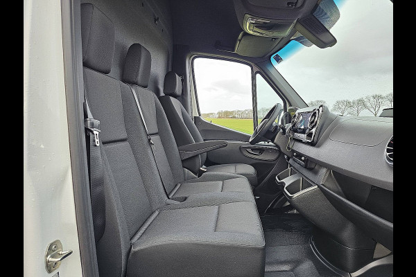 Mercedes-Benz eSprinter 314 L2 81kWh 300Km WLTP L3H2 136Pk 270Gr-Achterdeuren Camera Mbux10 BPM-Vrij!
