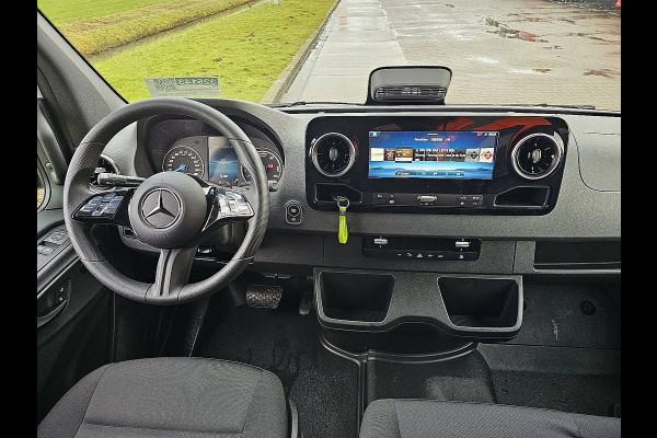 Mercedes-Benz eSprinter 314 L2 81kWh 300Km WLTP L3H2 136Pk 270Gr-Achterdeuren Camera Mbux10 BPM-Vrij!