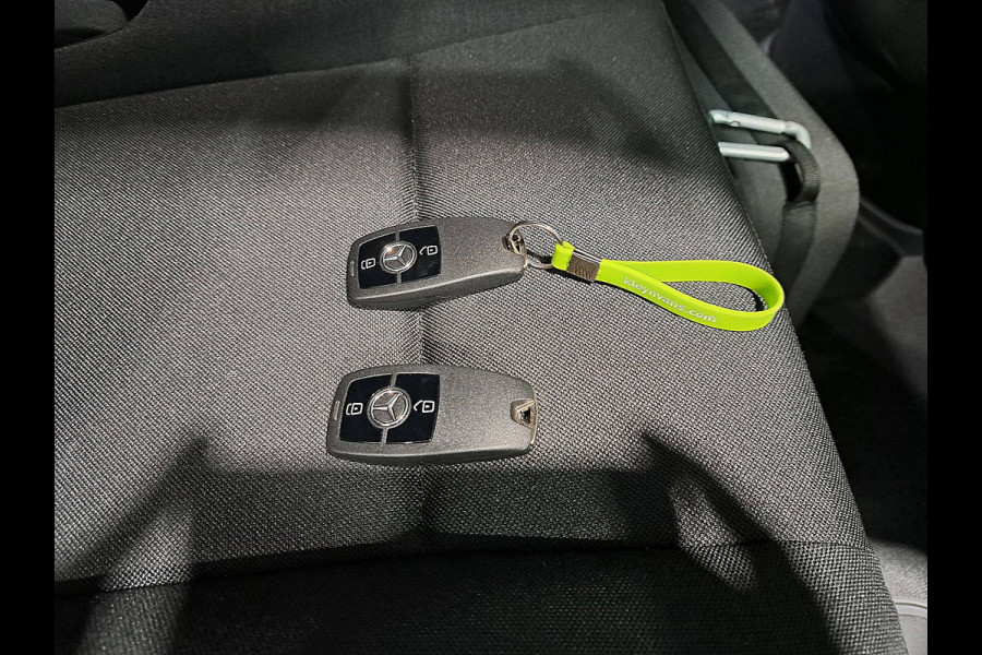 Mercedes-Benz eSprinter 314 L2 81kWh 300Km WLTP L3H2 136Pk 270Gr-Achterdeuren Camera Mbux10 BPM-Vrij!