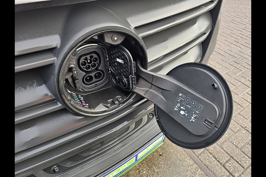 Mercedes-Benz eSprinter 314 L2 81kWh 300Km WLTP L3H2 136Pk 270Gr-Achterdeuren Camera Mbux10 BPM-Vrij!