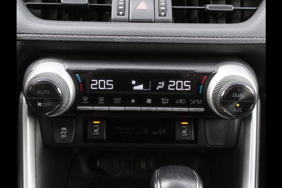 Toyota RAV4 2.5 Hybrid Style CARPLAY | LMV18 | CLIMATE | LED | ADAPCRUISE | LEDER | ELECAKLEP | AFNTRHAAK | NAVI | 360CAMERA | STOELVERW