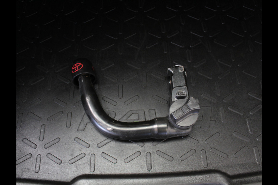 Toyota RAV4 2.5 Hybrid Style CARPLAY | LMV18 | CLIMATE | LED | ADAPCRUISE | LEDER | ELECAKLEP | AFNTRHAAK | NAVI | 360CAMERA | STOELVERW