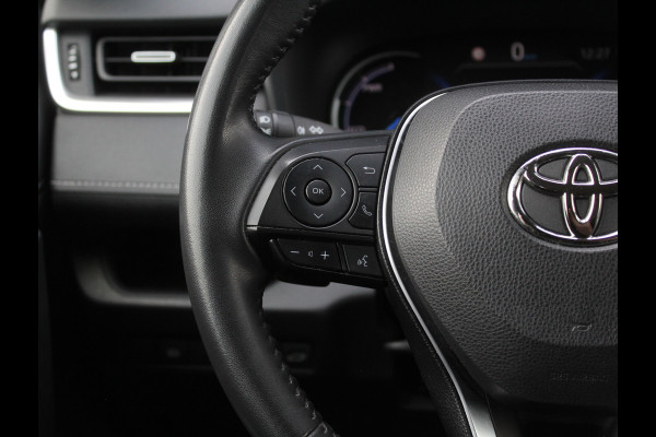Toyota RAV4 2.5 Hybrid Style CARPLAY | LMV18 | CLIMATE | LED | ADAPCRUISE | LEDER | ELECAKLEP | AFNTRHAAK | NAVI | 360CAMERA | STOELVERW