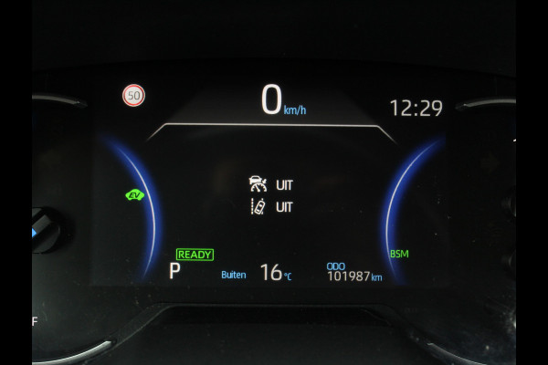 Toyota RAV4 2.5 Hybrid Style CARPLAY | LMV18 | CLIMATE | LED | ADAPCRUISE | LEDER | ELECAKLEP | AFNTRHAAK | NAVI | 360CAMERA | STOELVERW