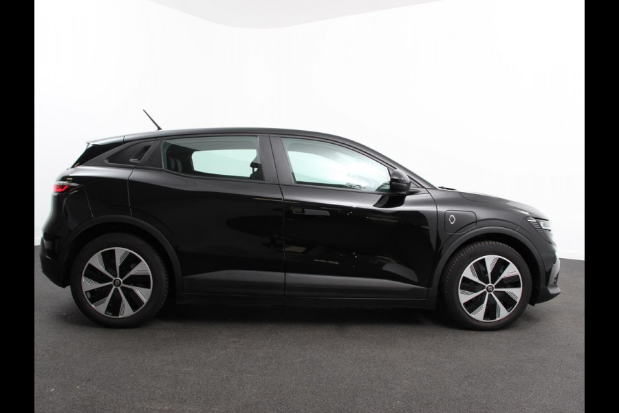 Renault Mégane E-Tech Comfort range Evolution 60 kWh SOH 95.4% Climate control Adaptieve cruise control Parkeersensoren Camera LED Apple Carplay/ Android Auto