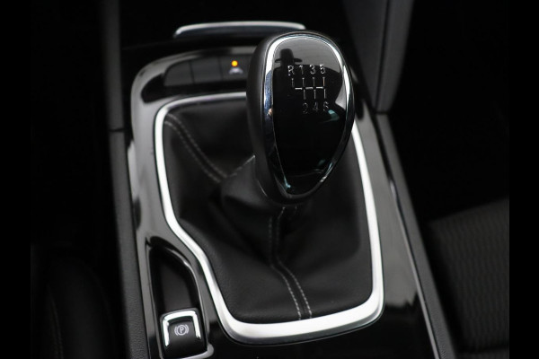 Opel Insignia 1.6 Turbo Innovation | 1e eigenaar | 55.500km NAP | Head-Up | Matrix-LED | Carplay | Navigatie | Camera | Keyless | Dodehoek detectie | Parkeerhulp | Cruise control | Climate control