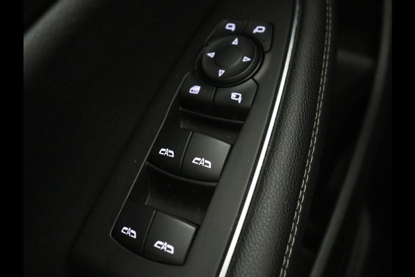 Opel Insignia 1.6 Turbo Innovation | 1e eigenaar | 55.500km NAP | Head-Up | Matrix-LED | Carplay | Navigatie | Camera | Keyless | Dodehoek detectie | Parkeerhulp | Cruise control | Climate control