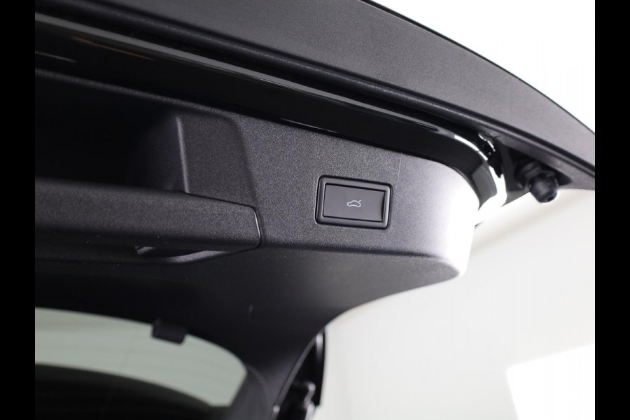 Volkswagen ID.4 Pro Business 77 kWh accu 210 kW / 286 PK SUV Elekt | Achteruitrijcamera | Elektrische achterklep | Stoelverwarming | led|