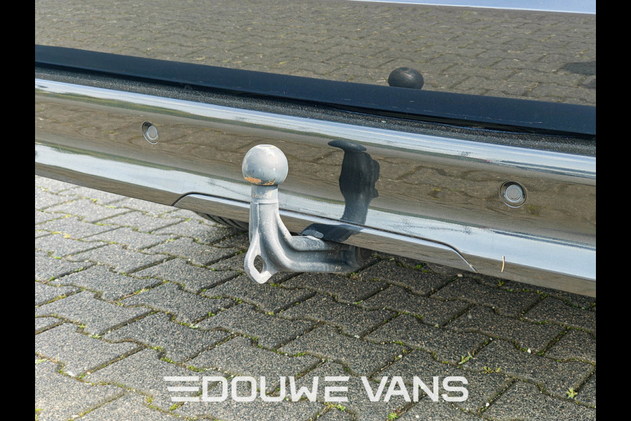 Mercedes-Benz V-Klasse V300 L2 4MATIC AMG LED Lang DAB 239PK Night Pakket Burmester Dubbel Cabine