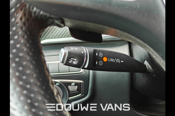 Mercedes-Benz V-Klasse V300 L2 4MATIC AMG LED Lang DAB 239PK Night Pakket Burmester Dubbel Cabine