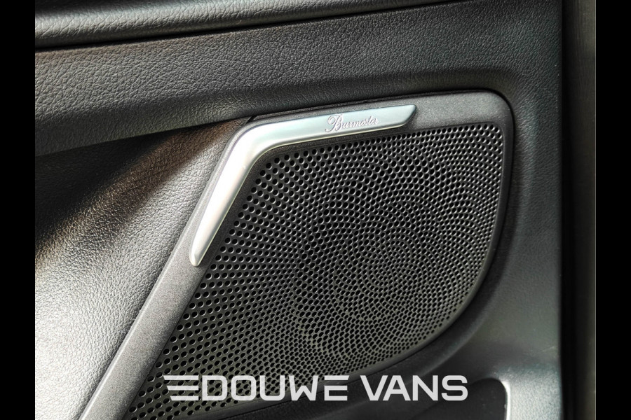 Mercedes-Benz V-Klasse V300 L2 4MATIC AMG LED Lang DAB 239PK Night Pakket Burmester Dubbel Cabine