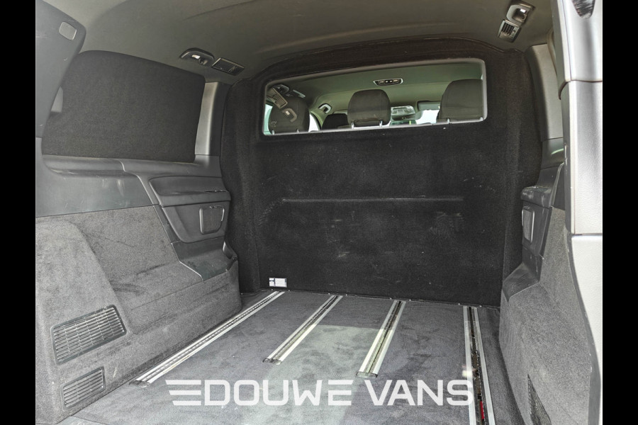 Mercedes-Benz V-Klasse V300 L2 4MATIC AMG LED Lang DAB 239PK Night Pakket Burmester Dubbel Cabine