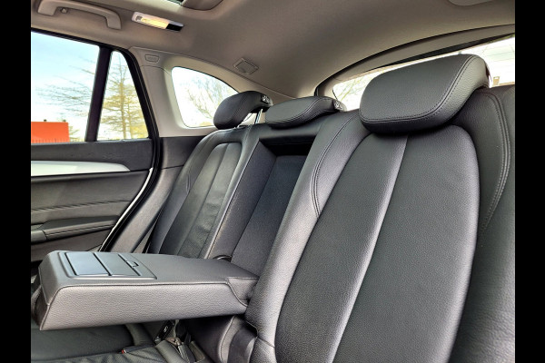 BMW X1 XDrive25e Pano, HUD, Cam, Harman, M-stuur, Leer
