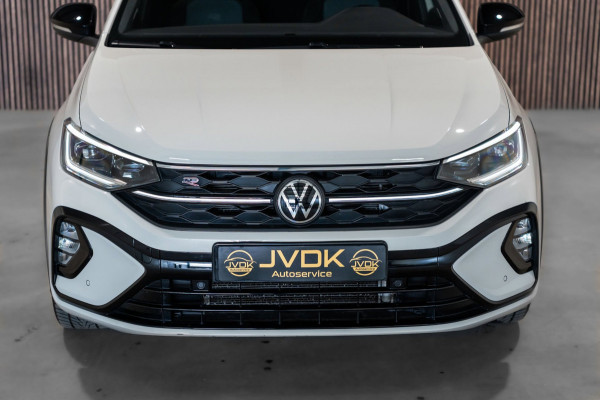 Volkswagen Taigo 1.5 TSI R-Line DSG PANO IQ CAMERA