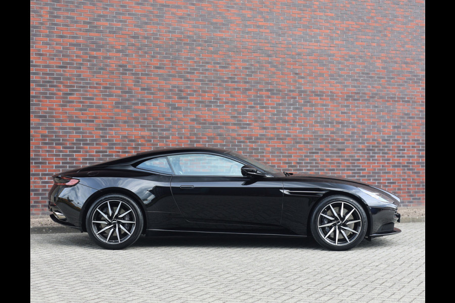 Aston Martin DB11 4.0 V8