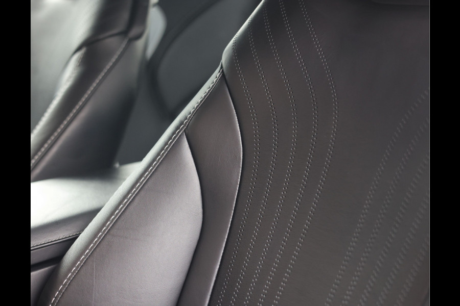 Aston Martin DB11 4.0 V8