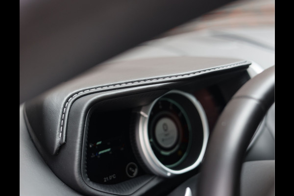 Aston Martin DB11 4.0 V8