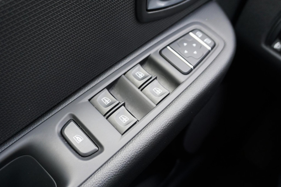 Renault Clio Estate 0.9 TCe Limited |CARPLAY |DEALER ONDERH.|TREKHAAK!