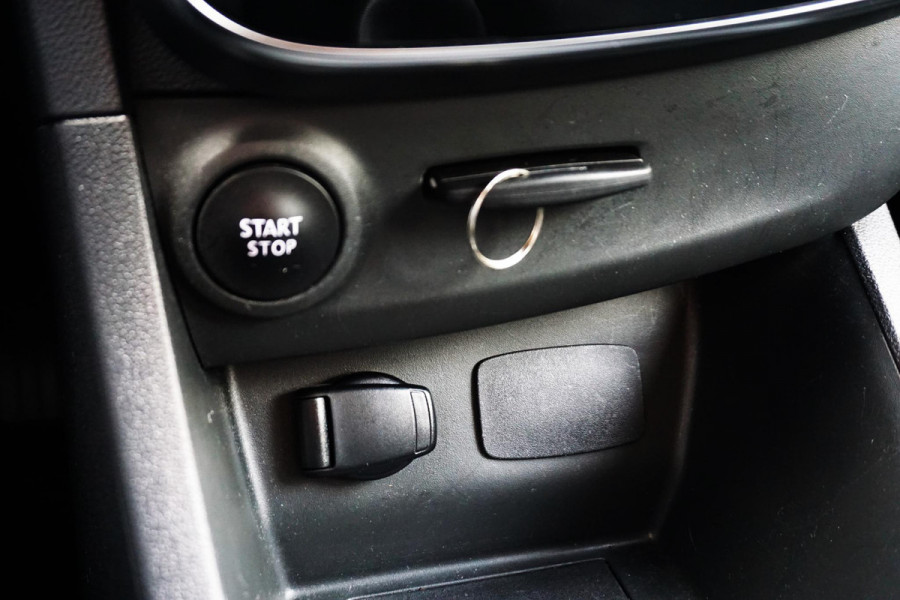 Renault Clio Estate 0.9 TCe Limited |CARPLAY |DEALER ONDERH.|TREKHAAK!