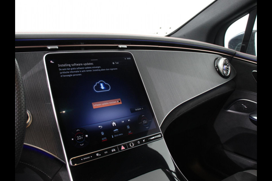 Mercedes-Benz EQE SUV 350 SUV AMG Line Advanced Plus Climate control Adaptieve cruise control Parkeersensoren Achteruitrijcamera Sfeerverlichting Stoelverwarming Keyless LED Navigatie