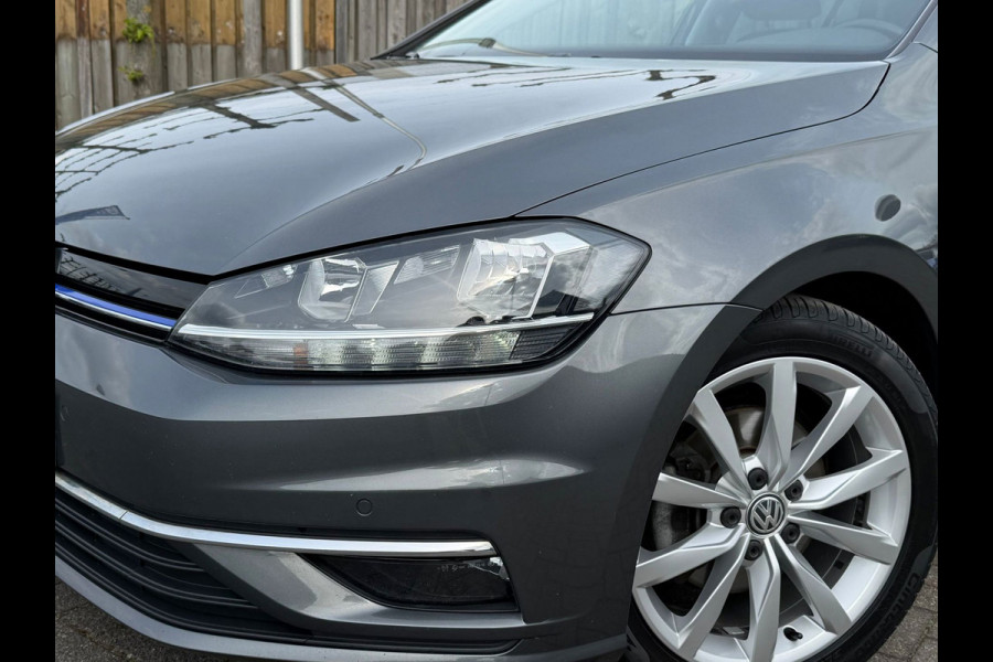 Volkswagen Golf 7.5 1.5 TSI AUTOMAAT Highline, digitaal cockpit, groot navigatie, vele opties, NL auto met nap
